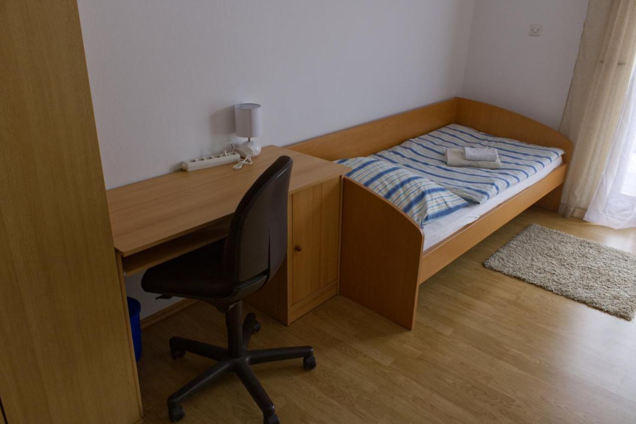 Apartamento Gacka Idila Otočac Exterior foto